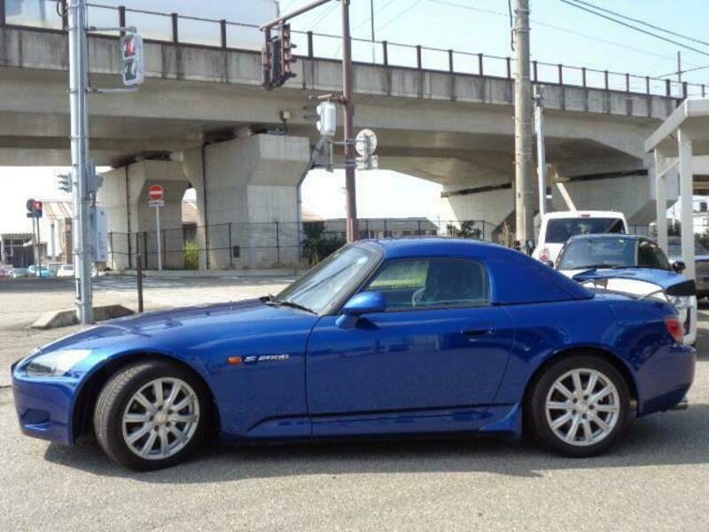 S2000