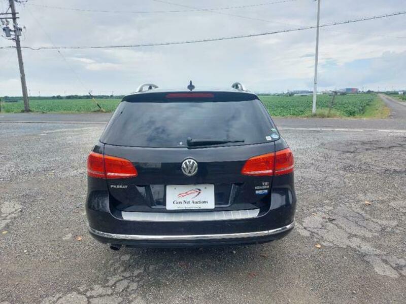 PASSAT VARIANT