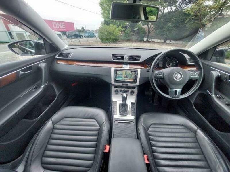 PASSAT VARIANT