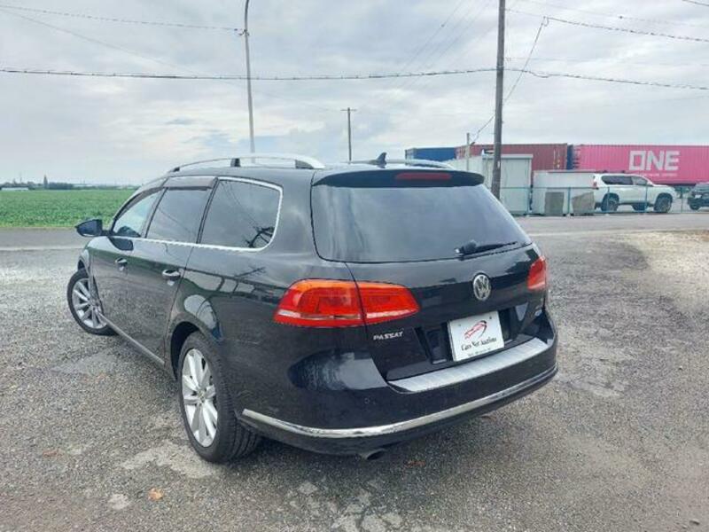 PASSAT VARIANT