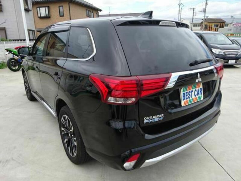 OUTLANDER PHEV