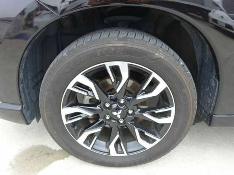 OUTLANDER PHEV
