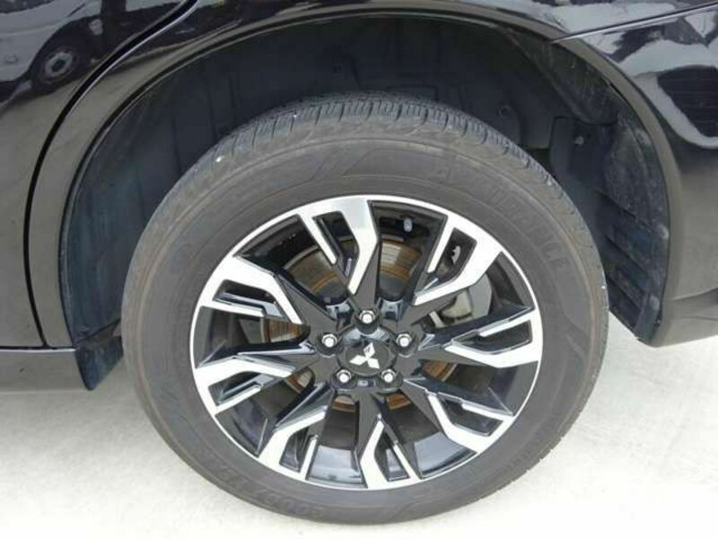 OUTLANDER PHEV