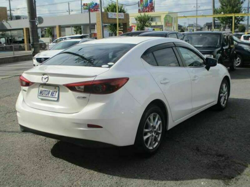 AXELA HYBRID
