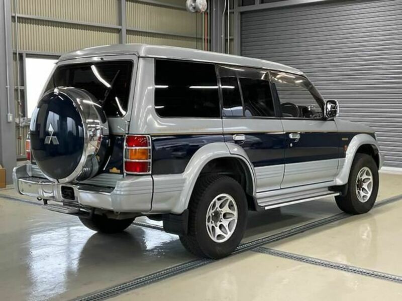 PAJERO-7