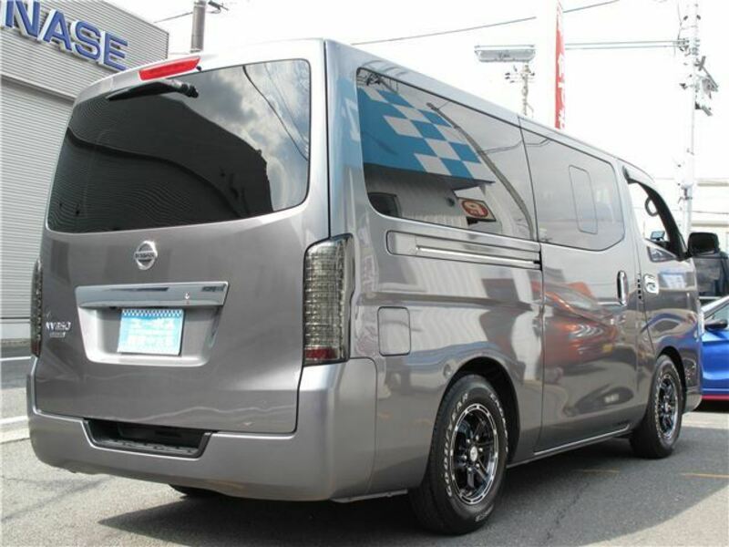 NV350 CARAVAN