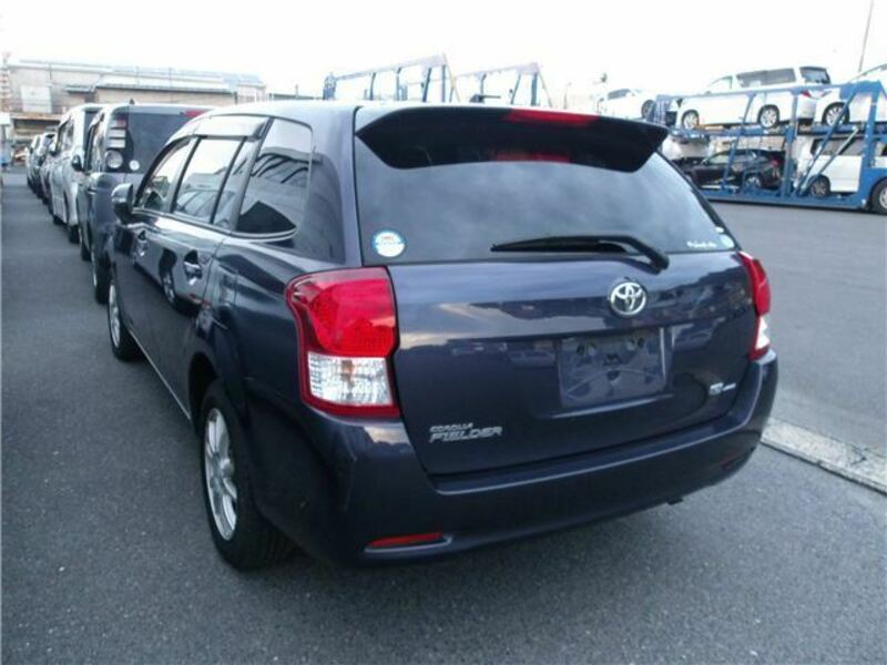 COROLLA FIELDER