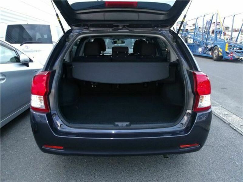 COROLLA FIELDER