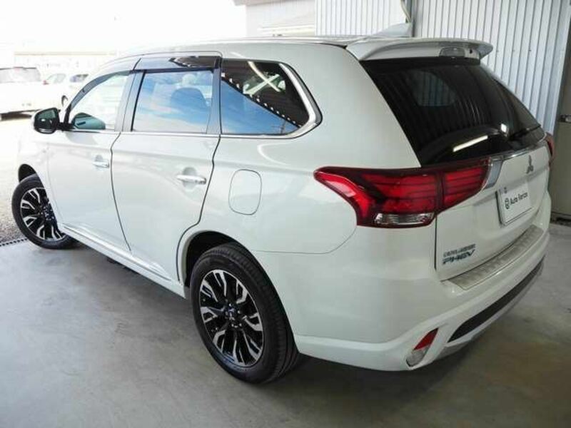 OUTLANDER PHEV