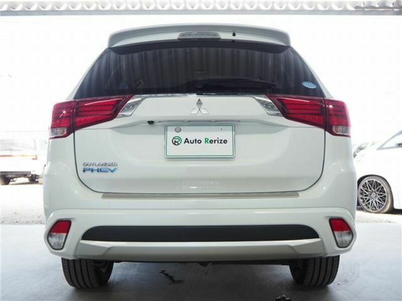 OUTLANDER PHEV