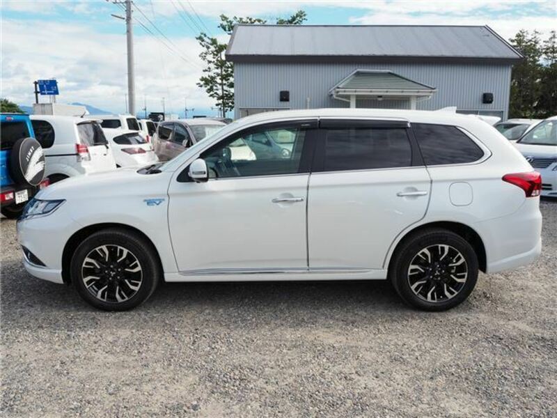 OUTLANDER PHEV