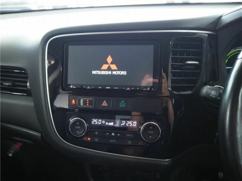 OUTLANDER PHEV