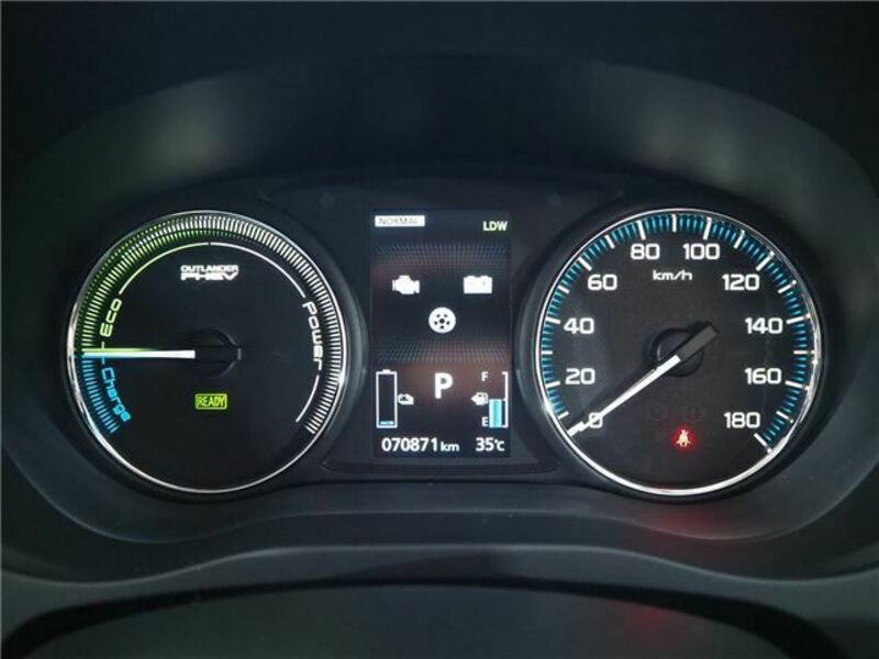 OUTLANDER PHEV