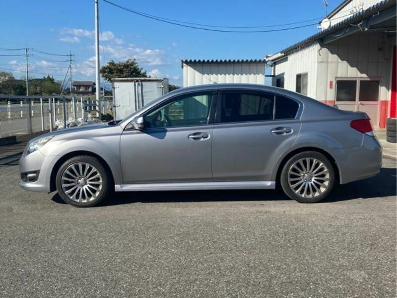 LEGACY B4