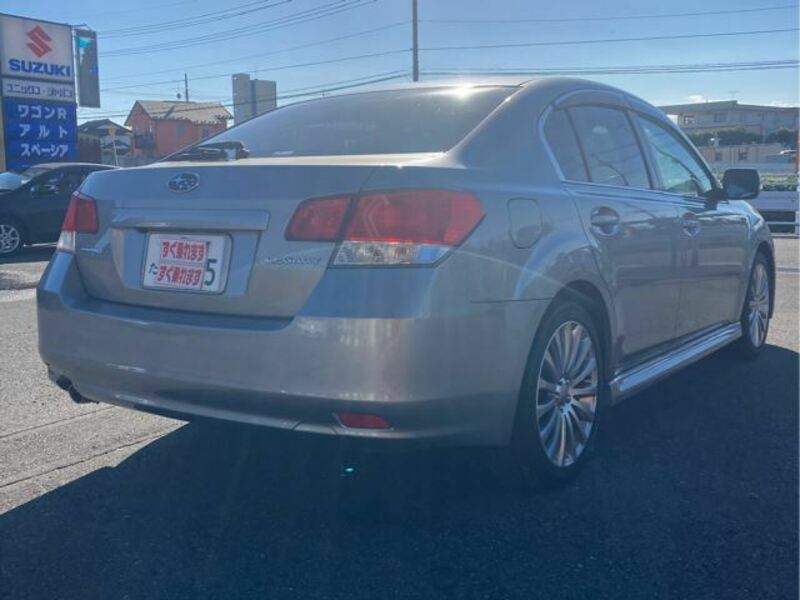 LEGACY B4
