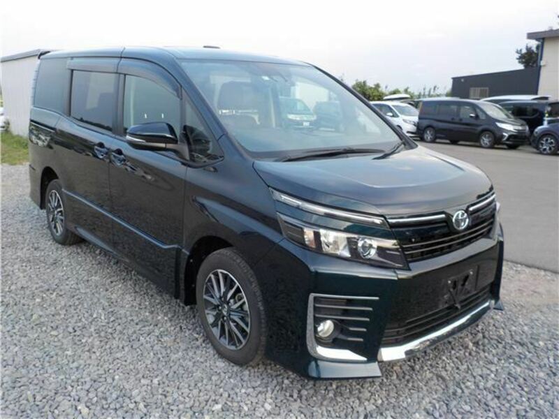 Used 2016 TOYOTA VOXY ZRR85W | SBI Motor Japan