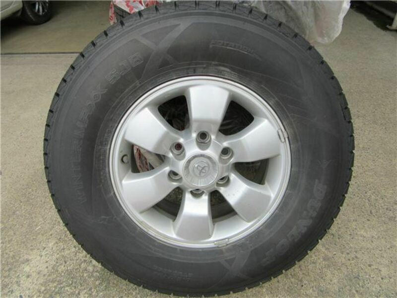 HILUX SURF