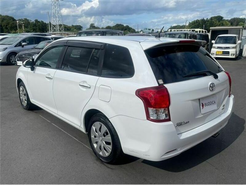COROLLA FIELDER