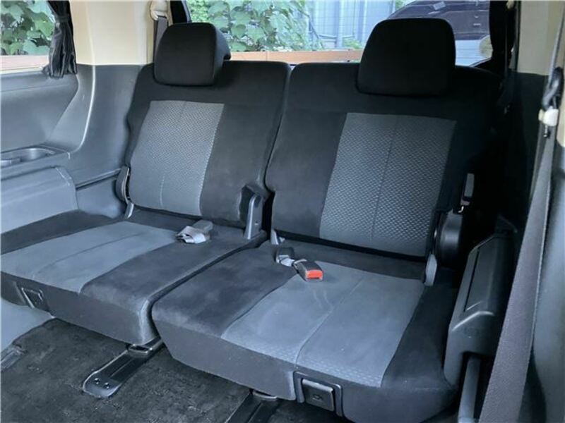 DELICA D5