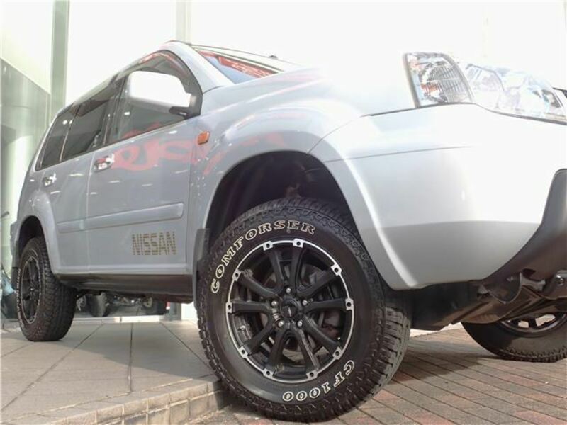 X-TRAIL