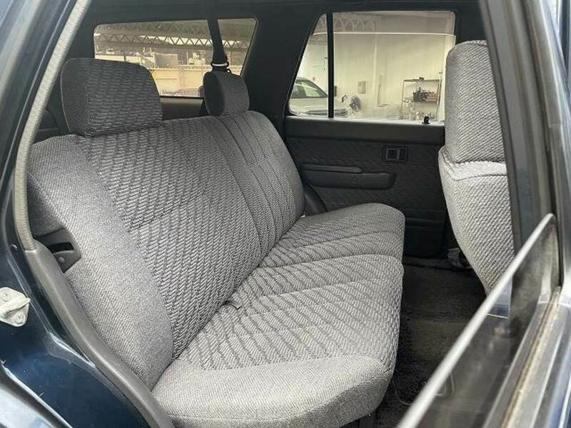 HILUX SURF