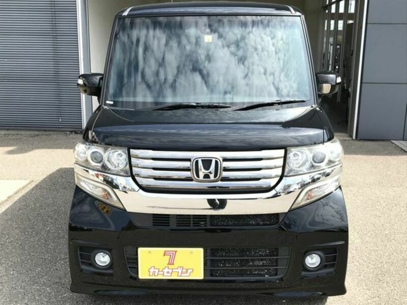 N BOX CUSTOM