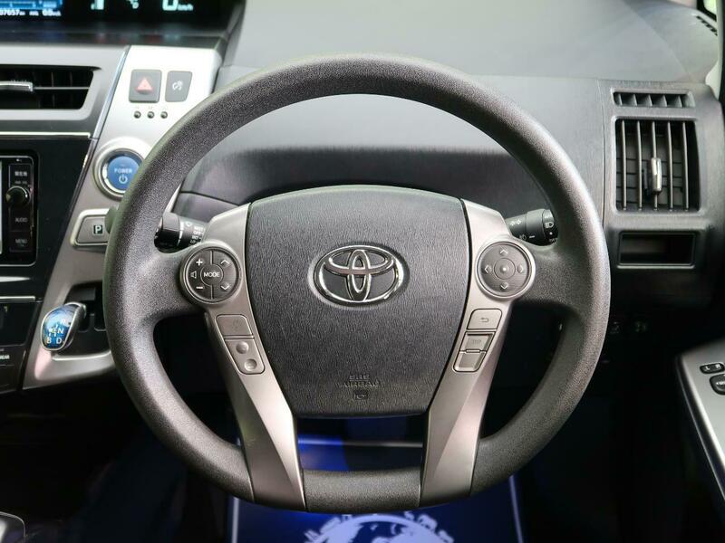 PRIUS ALPHA