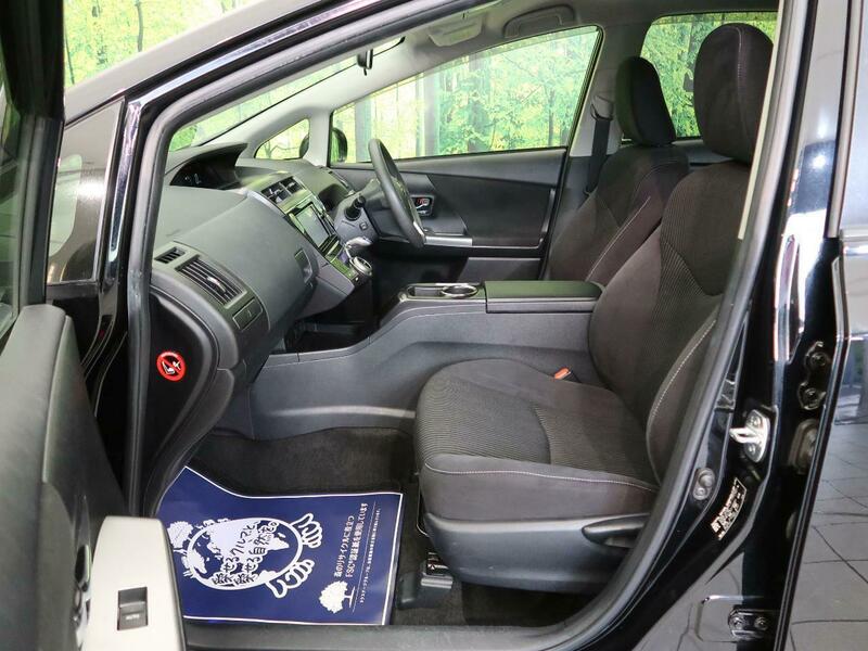 PRIUS ALPHA