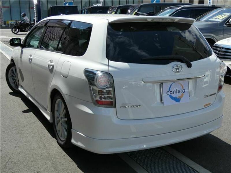 COROLLA FIELDER