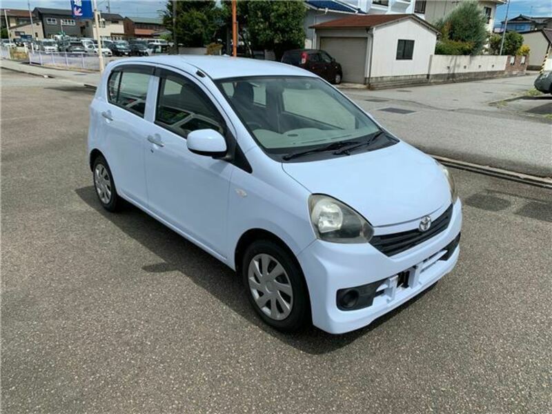 TOYOTA　PIXIS EPOCH