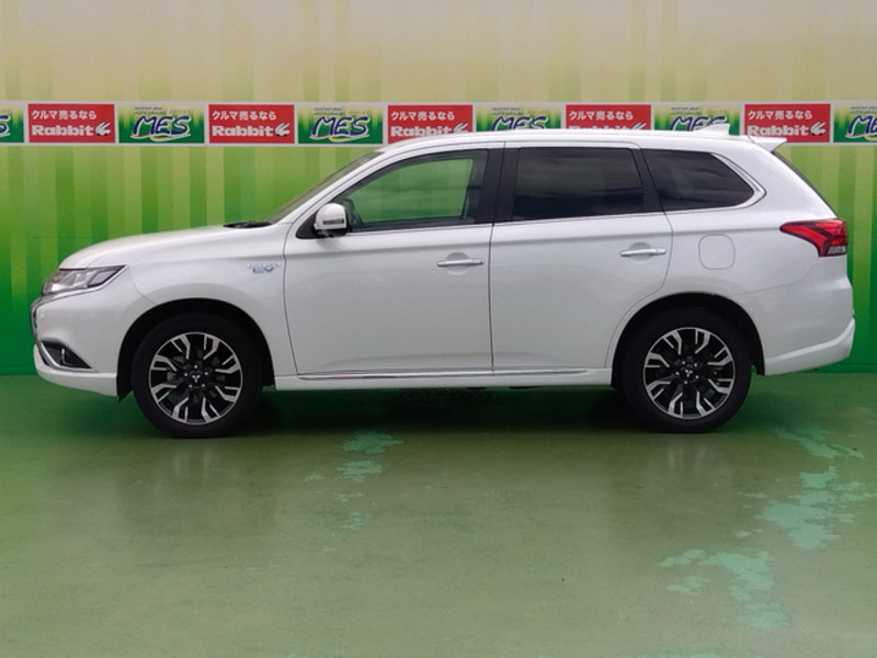 OUTLANDER PHEV-7