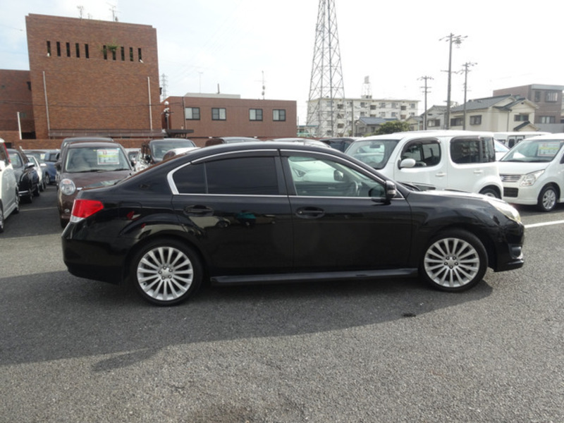 LEGACY B4