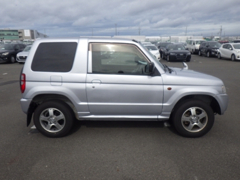 PAJERO MINI