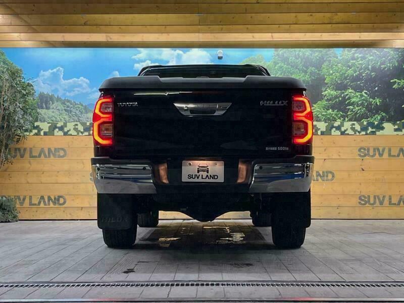 HILUX