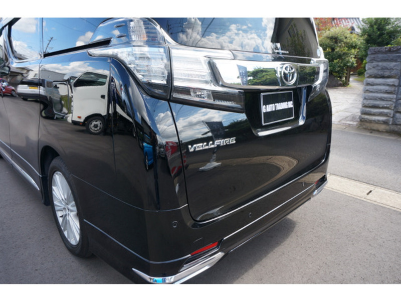 VELLFIRE-15