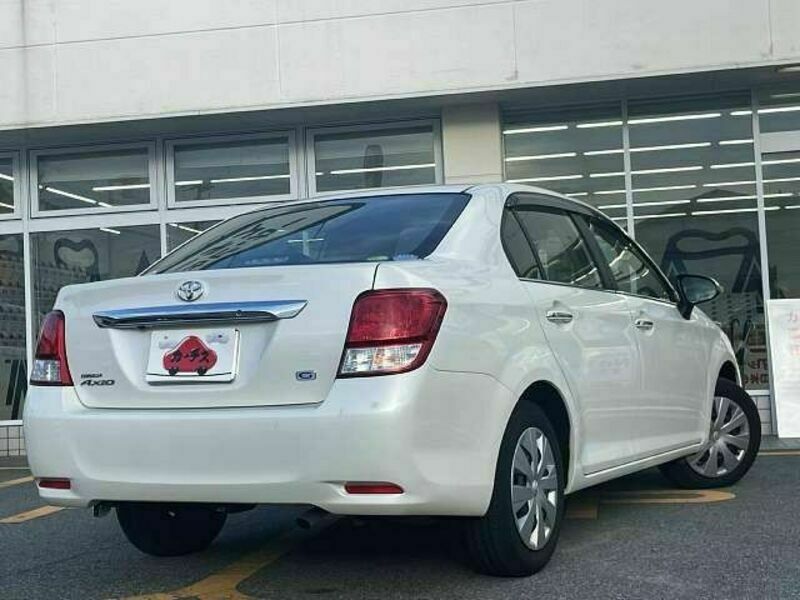 COROLLA AXIO