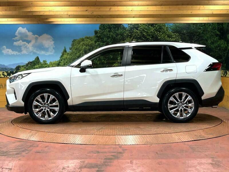 RAV4