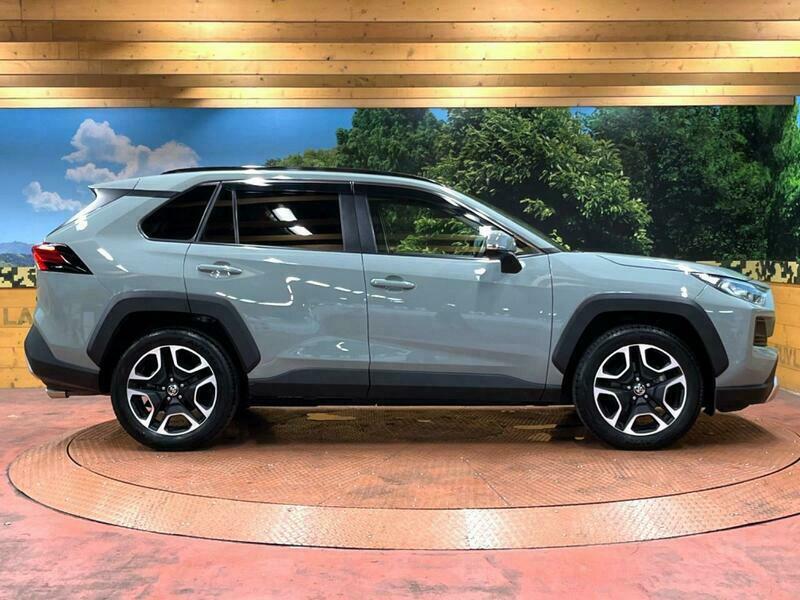 RAV4
