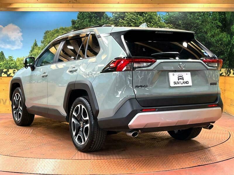 RAV4