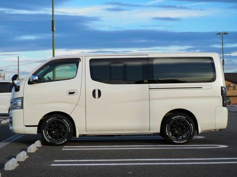 NV350 CARAVAN