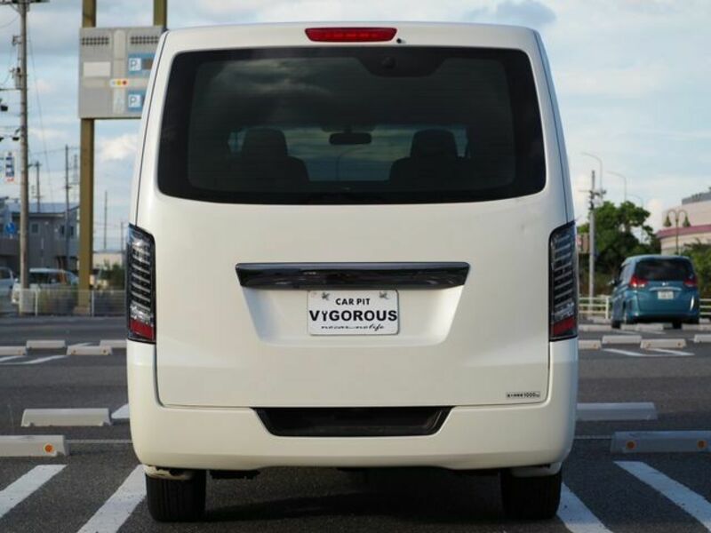 NV350 CARAVAN