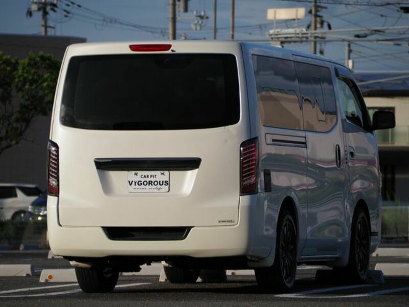 NV350 CARAVAN