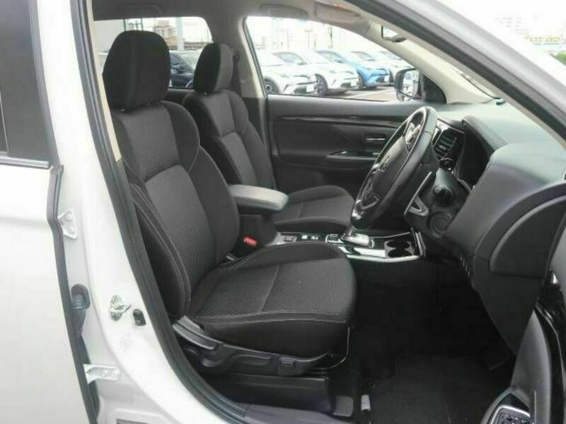 OUTLANDER PHEV