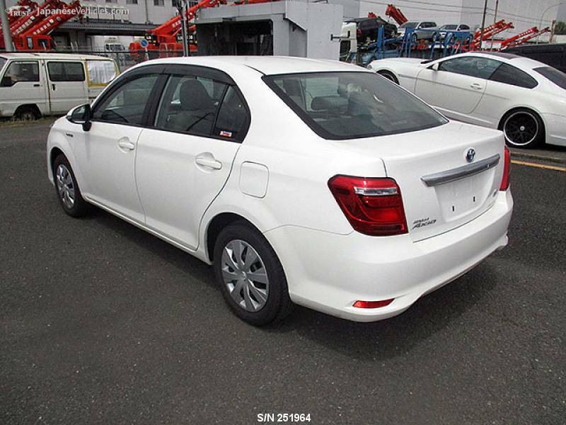 COROLLA AXIO
