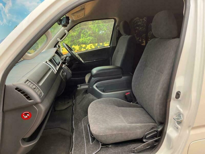 HIACE WAGON