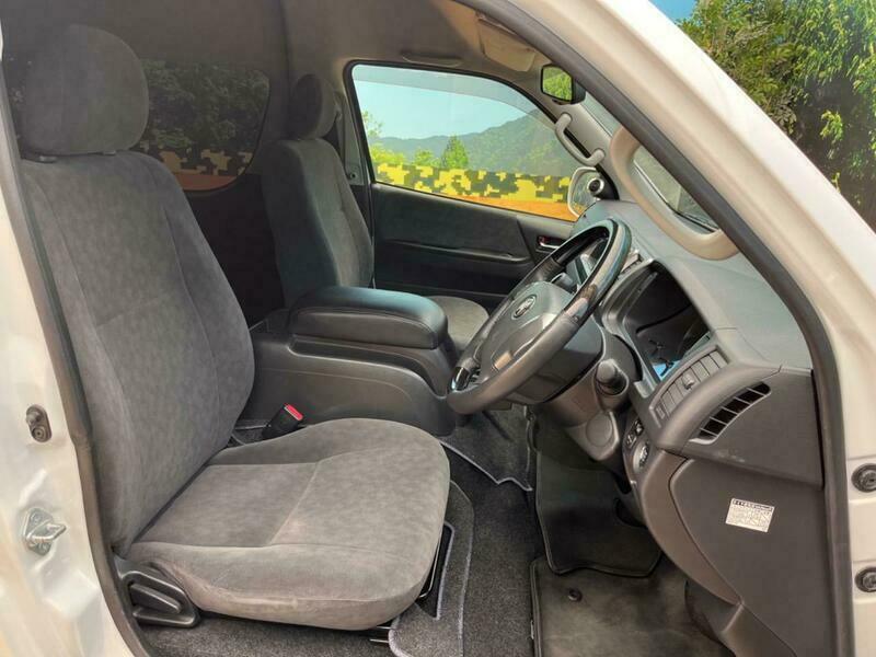 HIACE WAGON