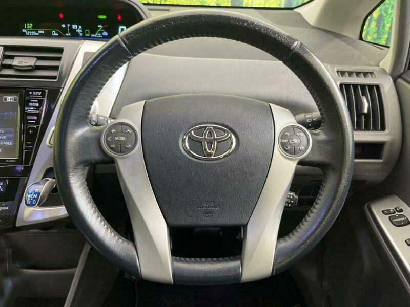 PRIUS ALPHA