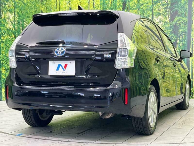 PRIUS ALPHA