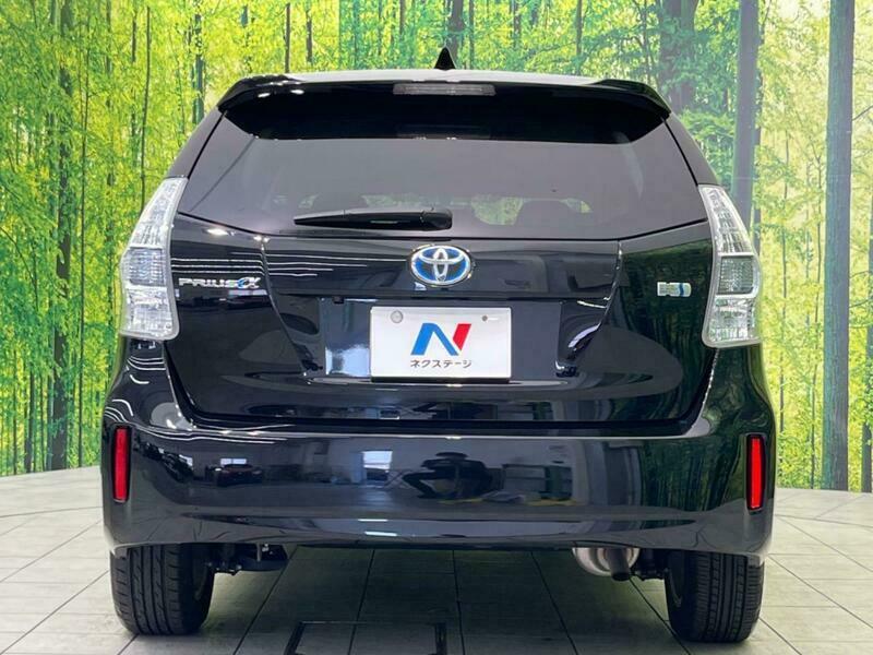 PRIUS ALPHA