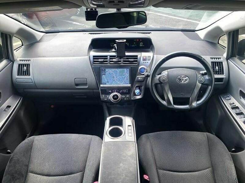 PRIUS ALPHA